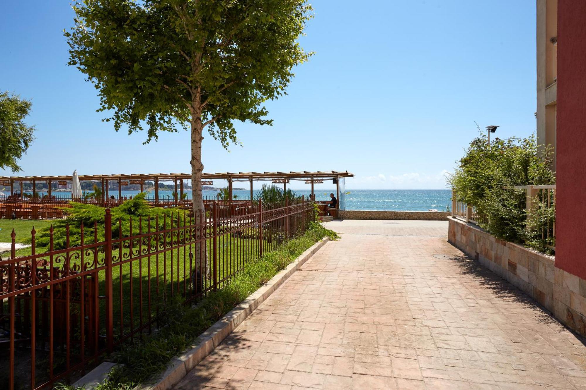 Luxury First Line Apartment With Pool By The Sea Nesebar Luaran gambar
